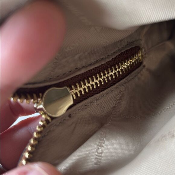 4211 Michael Kors Tan Satchel Bag 244654211 - Picture 16 of 16